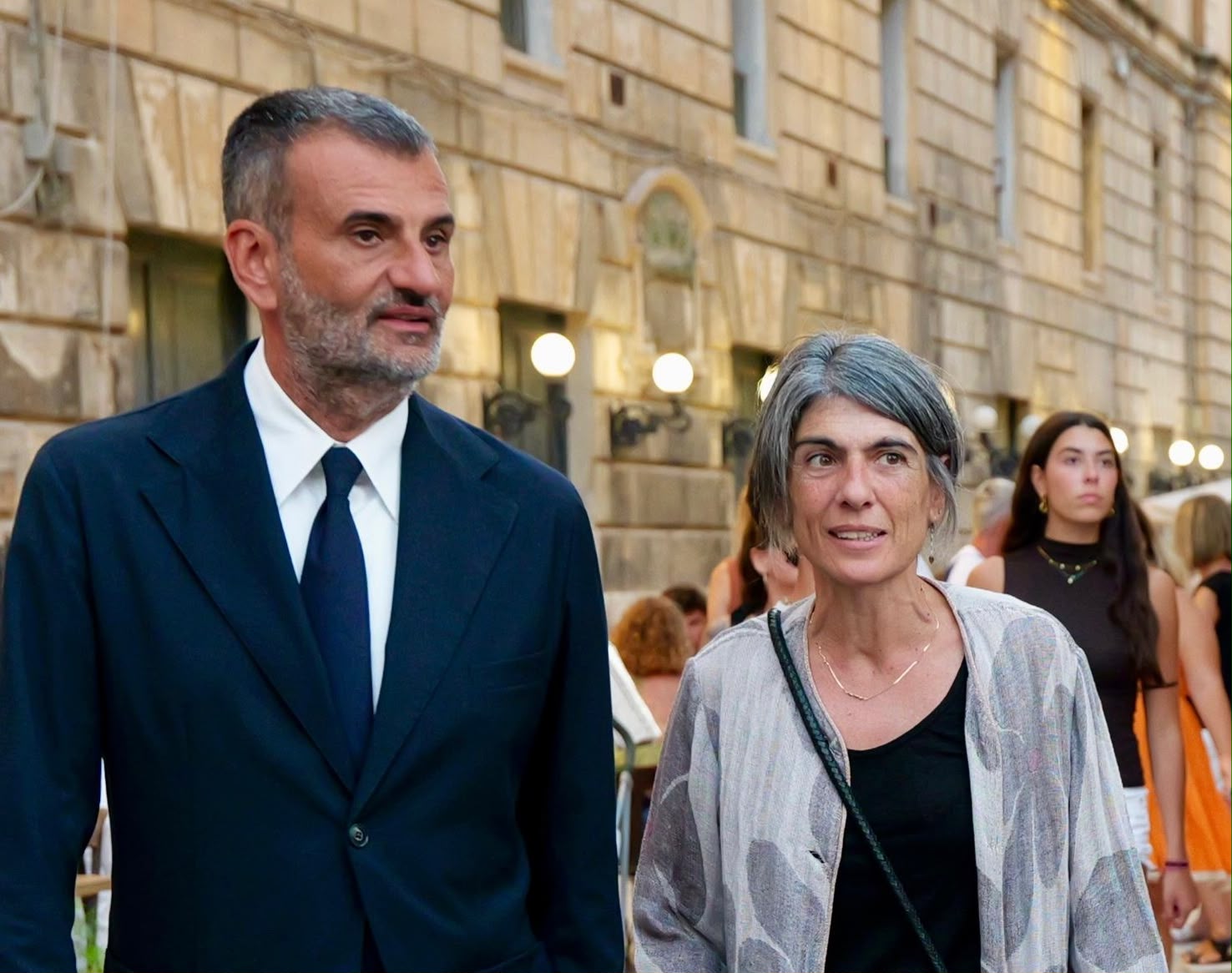 "L'estranea", il film di Paolo Strippoli finanziato da Regione Puglia e Apulia Film Commission, concorrerà a rappresentare l'Italia nella corsa agli Oscar. Decaro e Miglietta: "Orgoglio per la nostra terra. Pronti ad accoglierlo a Bari il prossimo 8 ottobre"
