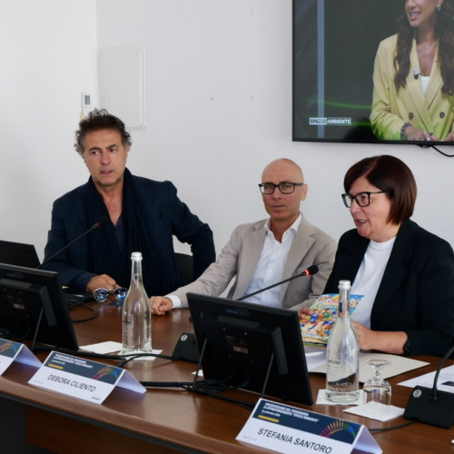“Spazio Ambiente”, l’Assessorato all’Ambiente e al Clima promuove il programma divulgativo in tre puntate per educare alla gestione sostenibile dei rifiuti e condividere le buone pratiche pugliesi