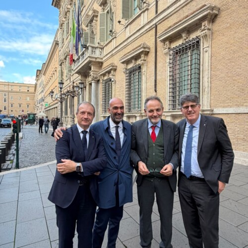 EURO 2032 E MULTIPROPRIETÀ NEL CALCIO: IL SINDACO LECCESE E I PARLAMENTARI PUGLIESI INCONTRANO IL MINISTRO ABODI