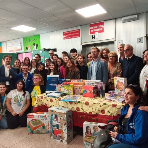 GET UP – “DesTEENazione – Desideri in azione”: inaugurato lo spazio ludico-ricreativo riservato ai piccoli degenti di Pediatria e Neonatologia dell’Ospedale San Paolo