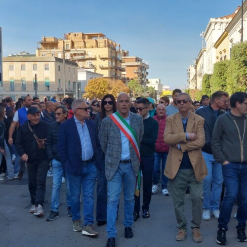 IL SINDACO BONITO ALLA MOBILITAZIONE GENERALE CONTRO IL CAROVITA. ATTIVATO IL C.O.C. PER LA GESTIONE DELL’EMERGENZA