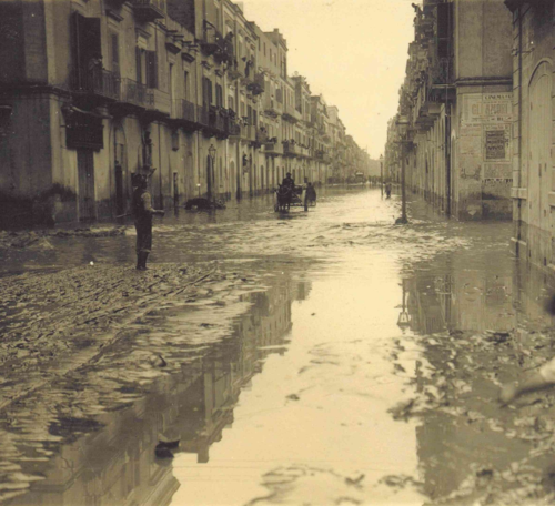 Inaugurazione della mostra fotografica “Acqua che non si aspetta – Le alluvioni storiche di Bari in occasione del centenario dell’evento del 1926”, promossa dal DICATECh del Politecnico di Bari e dal DiSTeGeo dell’Università degli Studi di Bari Aldo Moro