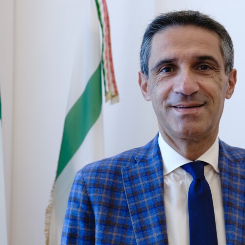 Sclerosi multipla: dalla Puglia un nuovo modello di cura per migliorare l’assistenza e creare valore per il sistema sanitario